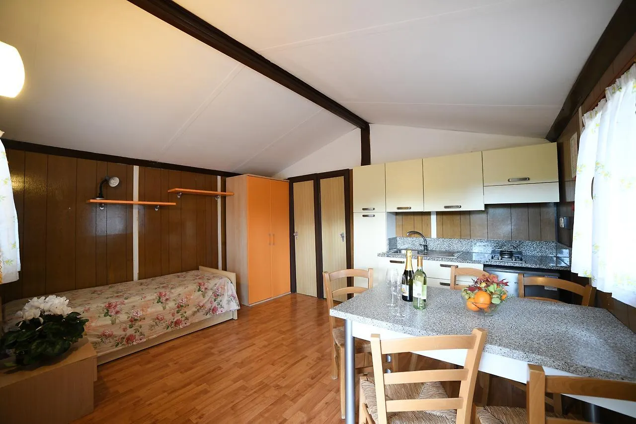 Camping C'Era Una Volta Villanova d'Albenga Kamp alanı